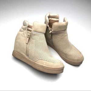 Steve Madden Wedge Sneaker Suede 9